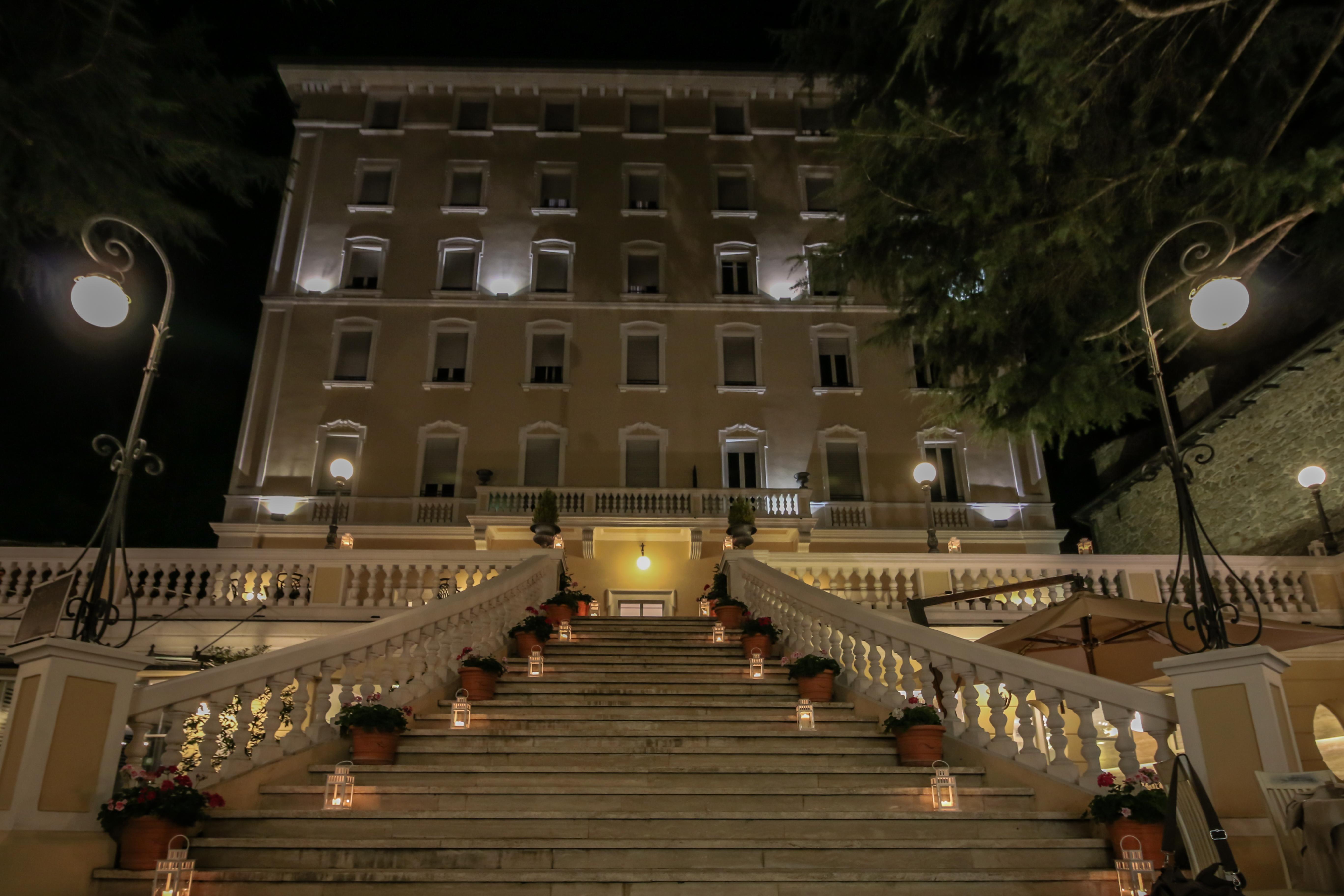 Hotel Helvetia Thermal Spa Porretta Terme Bagian luar foto