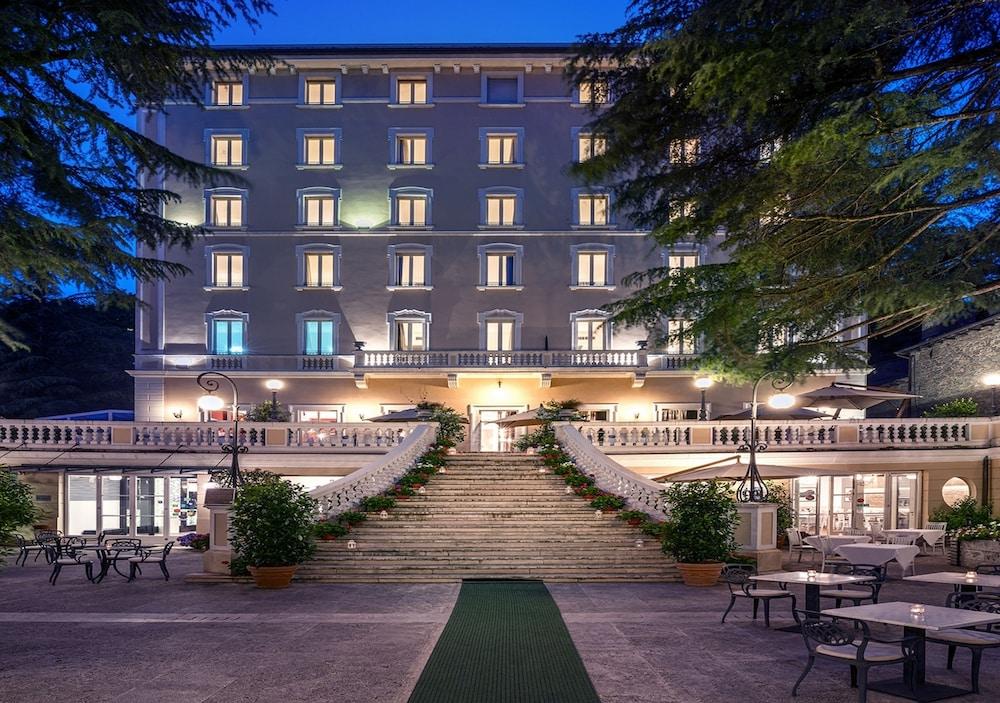 Hotel Helvetia Thermal Spa Porretta Terme Bagian luar foto
